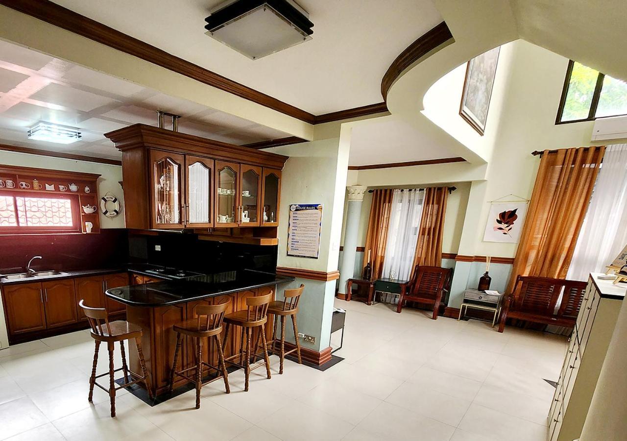 Leynes Taal Lake Resort And Hostel Tanauan  Eksteriør billede