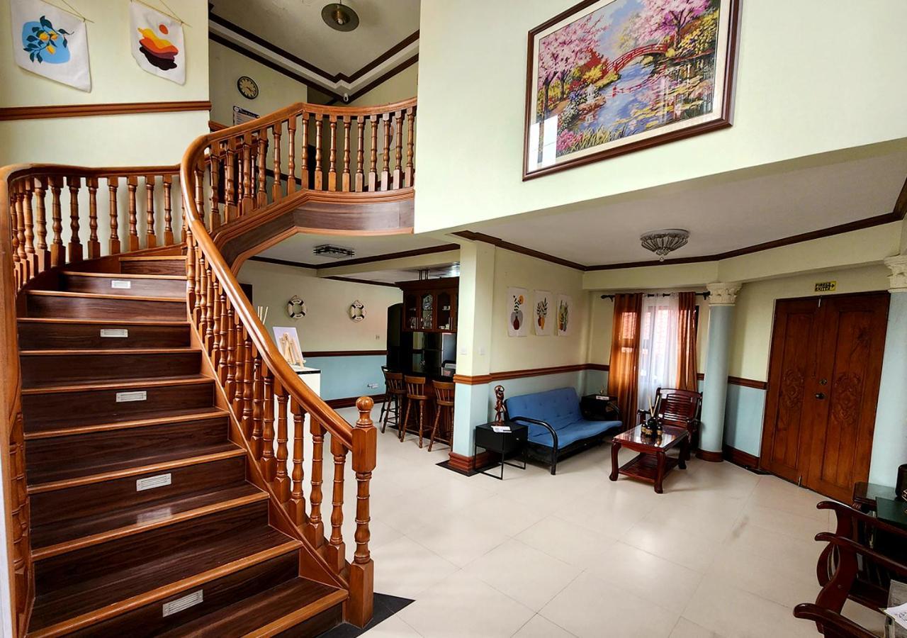 Leynes Taal Lake Resort And Hostel Tanauan  Eksteriør billede